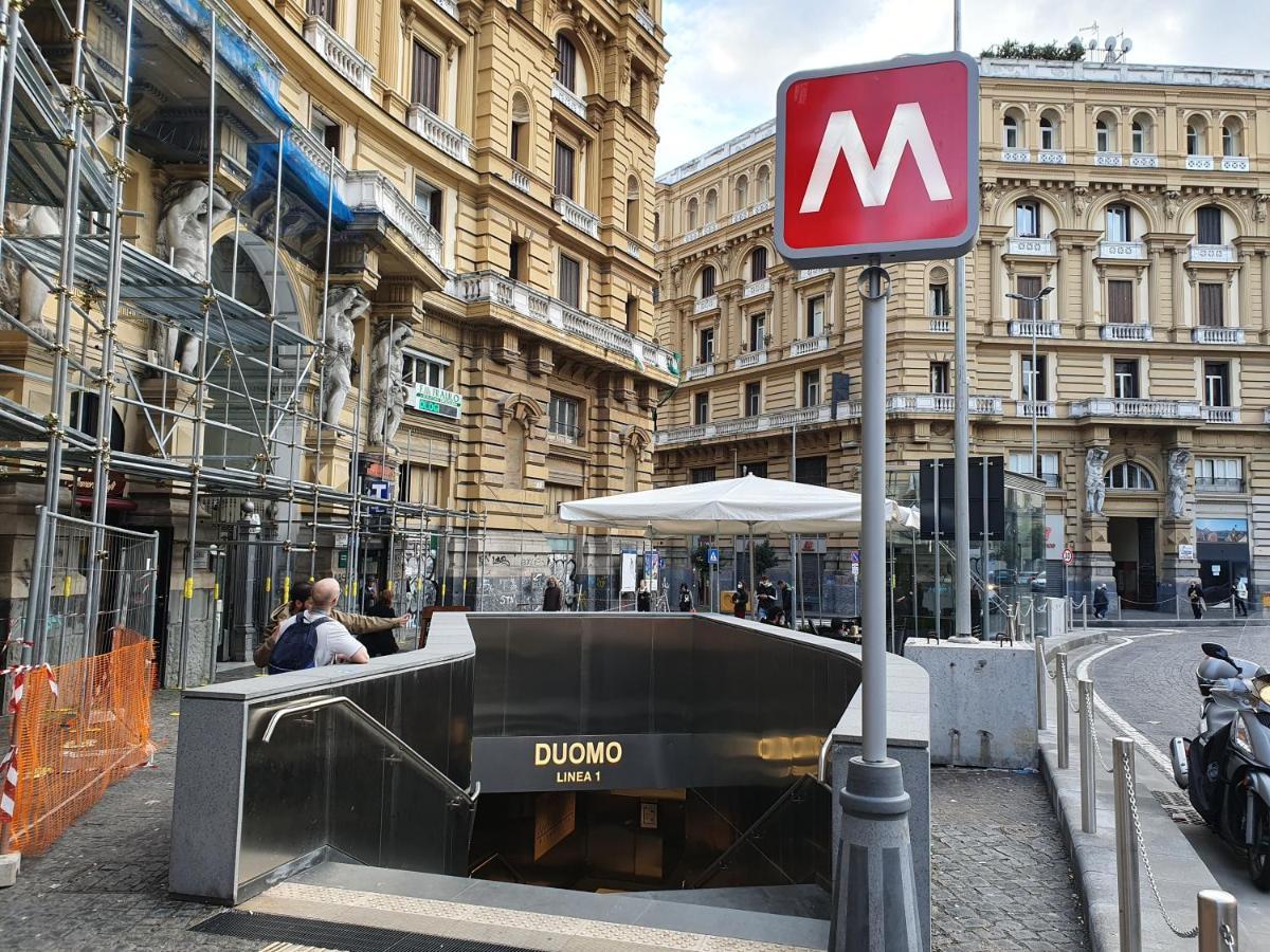 Domus Armenio Bed & Breakfast Napoli Bagian luar foto
