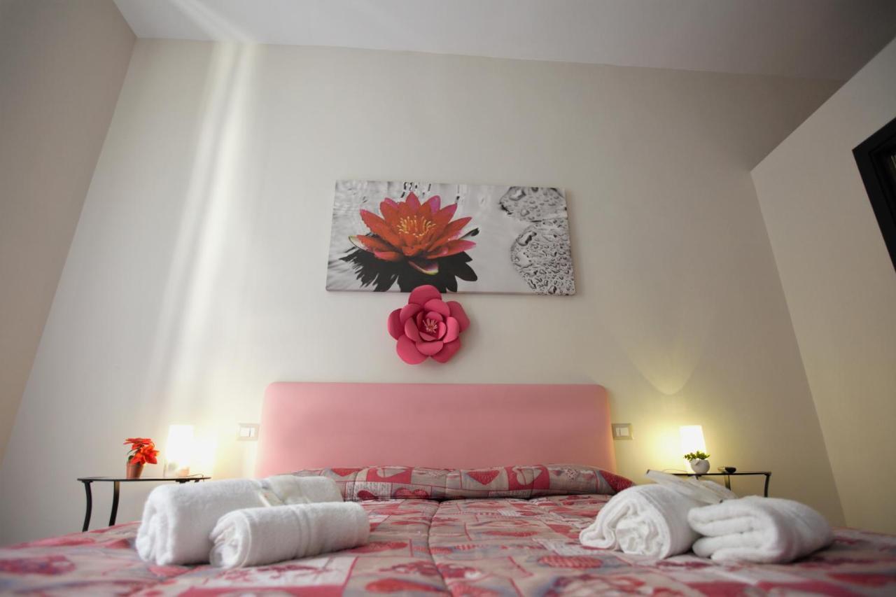 Domus Armenio Bed & Breakfast Napoli Bagian luar foto